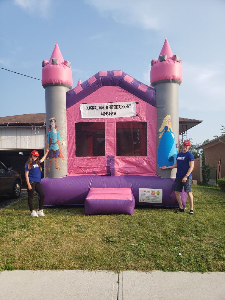 Jumping princess castle 15×15 ages: 1 to 10 years old